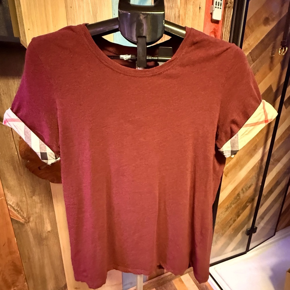 Burberry Brit Plum Tee with Nova Check Cuff Detail (XL) 🔥EUC🔥​